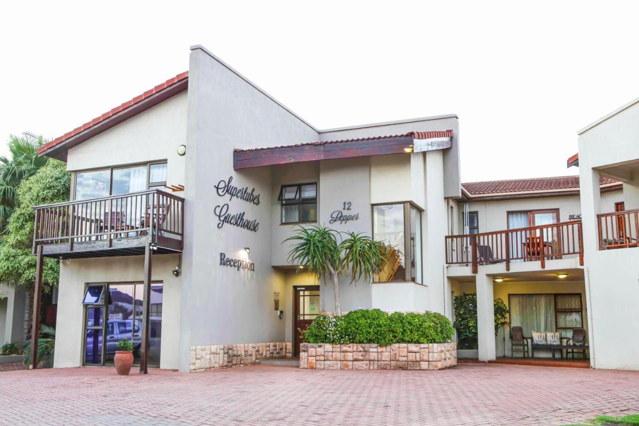 ג'פריס ביי Supertubes Guesthouse מראה חיצוני תמונה